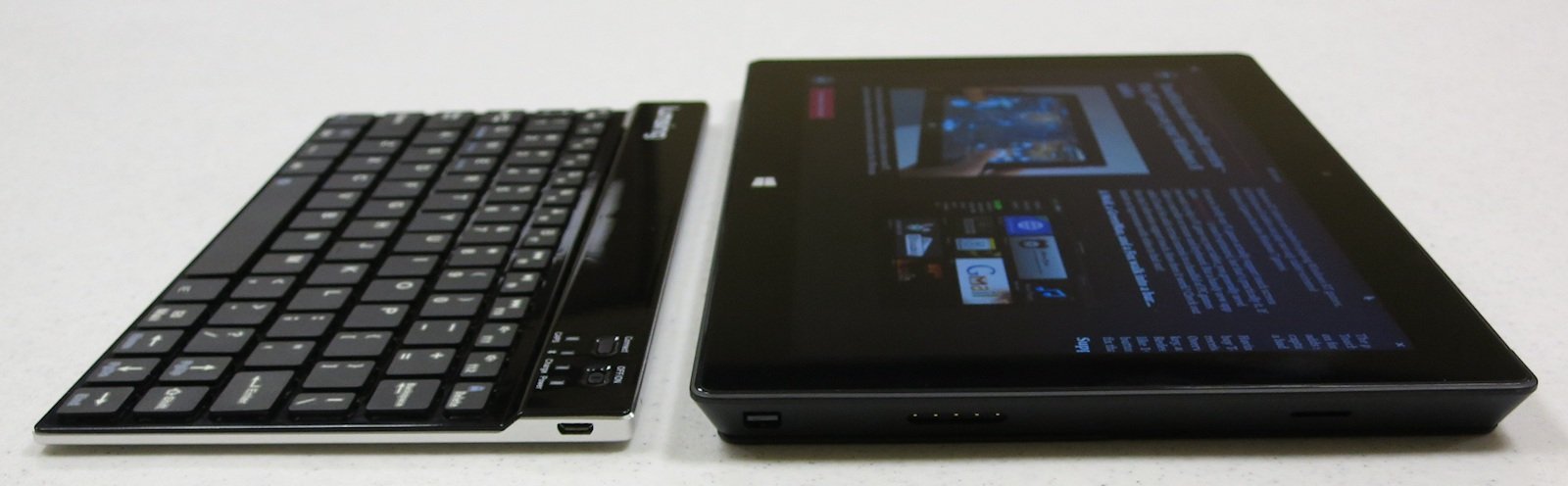 Lumsing Ultrathin Wireless Keyboard Surface Pro