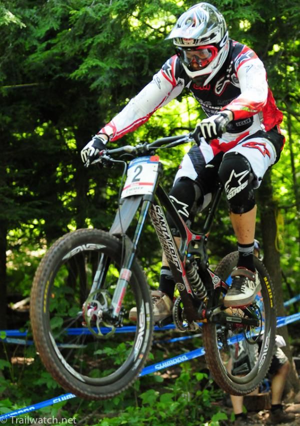 Greg Minnarr (Santa Cruz Syndicate) jumping the road