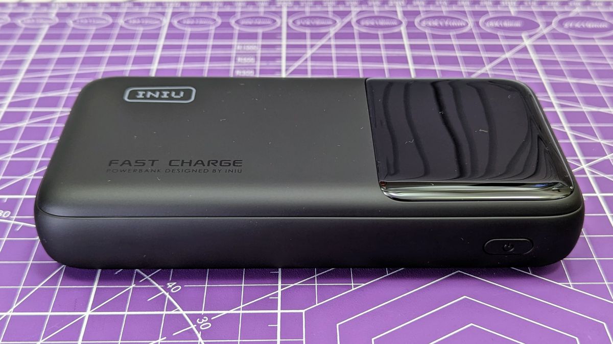 INIU B62 20,000mAh power bank
