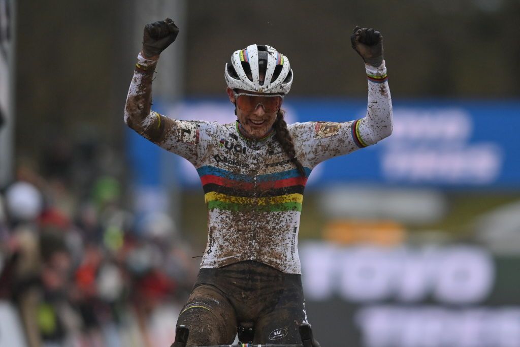 Dutch Lucinda Brand celebrates as she wins the womens elite race at the Cyclocross World Cup cyclocross event in Besancon France Sunday 28 November 2021 the eighth stage out of 16 in the World Cup of the 20212022 seasonBELGA PHOTO DAVID STOCKMAN Photo by DAVID STOCKMANBELGA MAGAFP via Getty Images