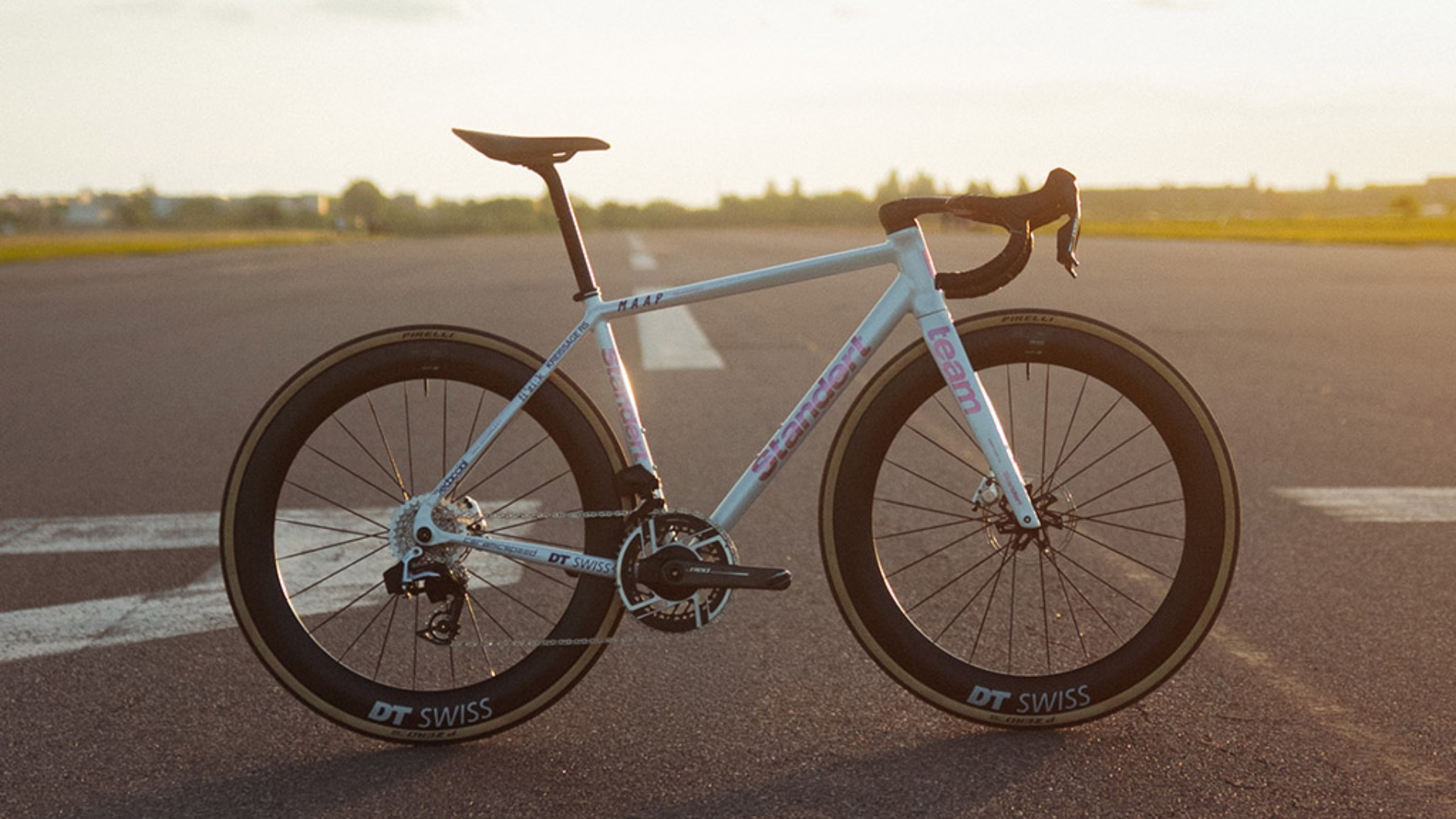 Standert&#039;s new version of the Kreissäge RS alloy race bike