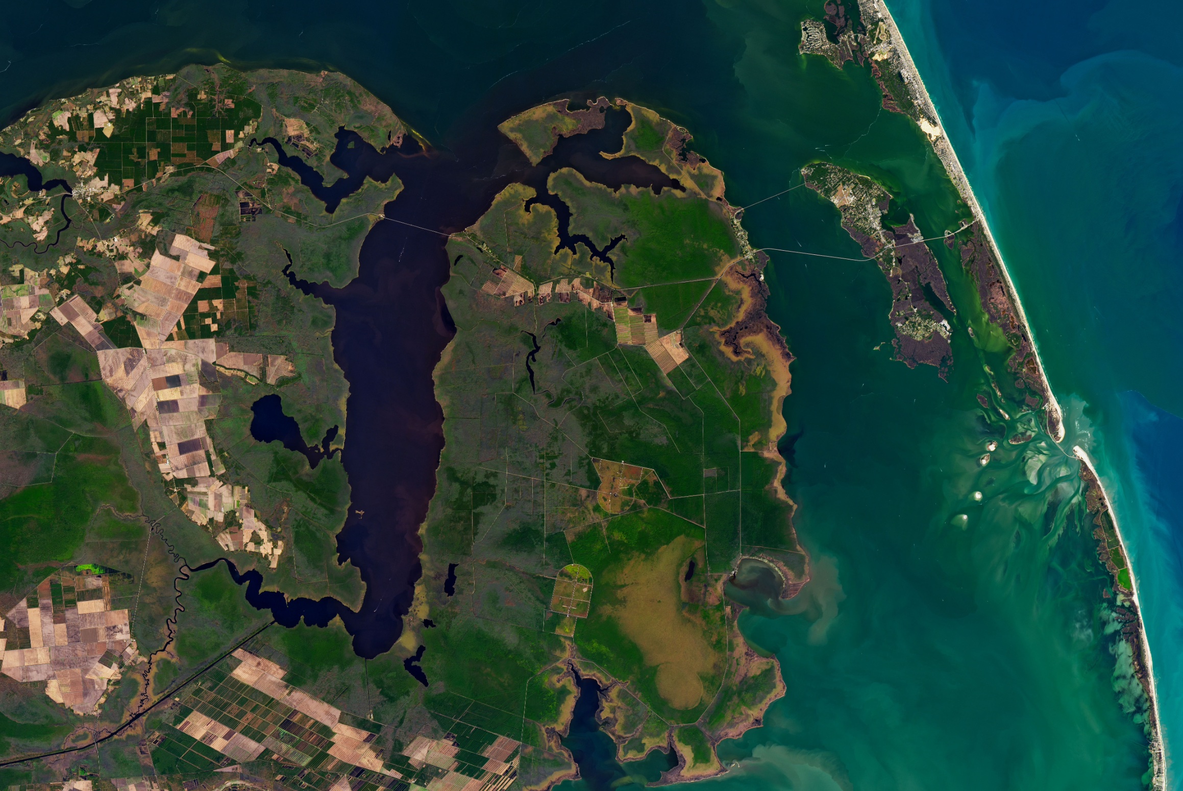 landsat-at-50-how-satellites-changed-the-way-we-see-earth-spacenews