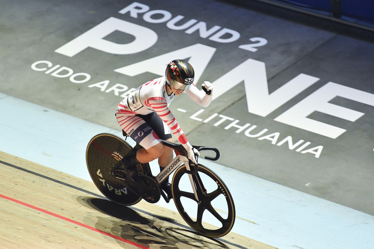 Picture by Will Palmer/SWpix.com - 27/11/2021 - Cycling - UCI Track Champions League Round 2 - Lithuania / Cido Arena, Panev&Auml;&Aring;&frac34;ys, Lithuania - Japan's Riyu Ohta celebrates victory in her women's Keirin heat.