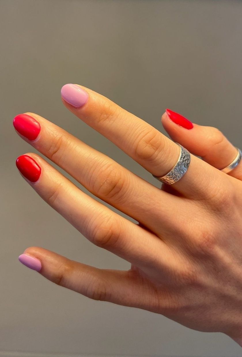 @buffcs - Chic Red Nail Designs