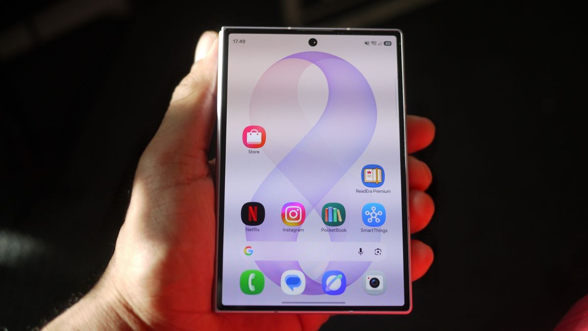Galaxy Z Fold 8