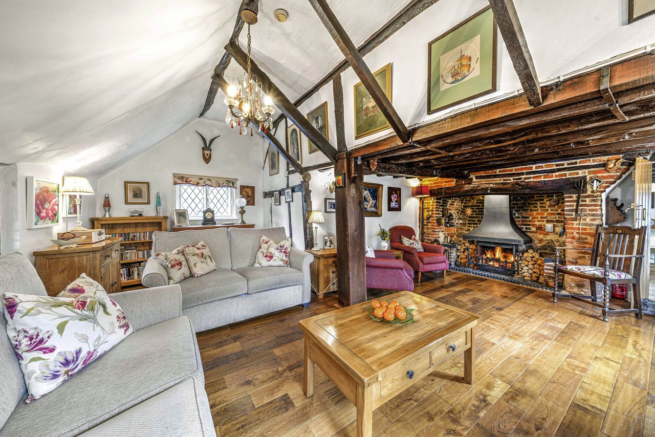 Images of the interiors and exteriors of The Thatched Cottage, Nutbourne