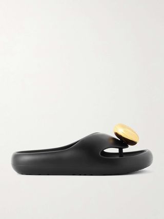 iUzj3GdbMTD747iVZRaCmP-320-80 يعود اتجاه Flip-Flop منصة التسعينات إلى صيف 2025