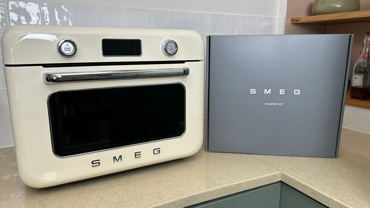 Smeg Countertop Combi Steam Oven