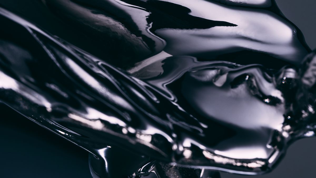 The new Spirit of Ecstasy for Roll's new EVs