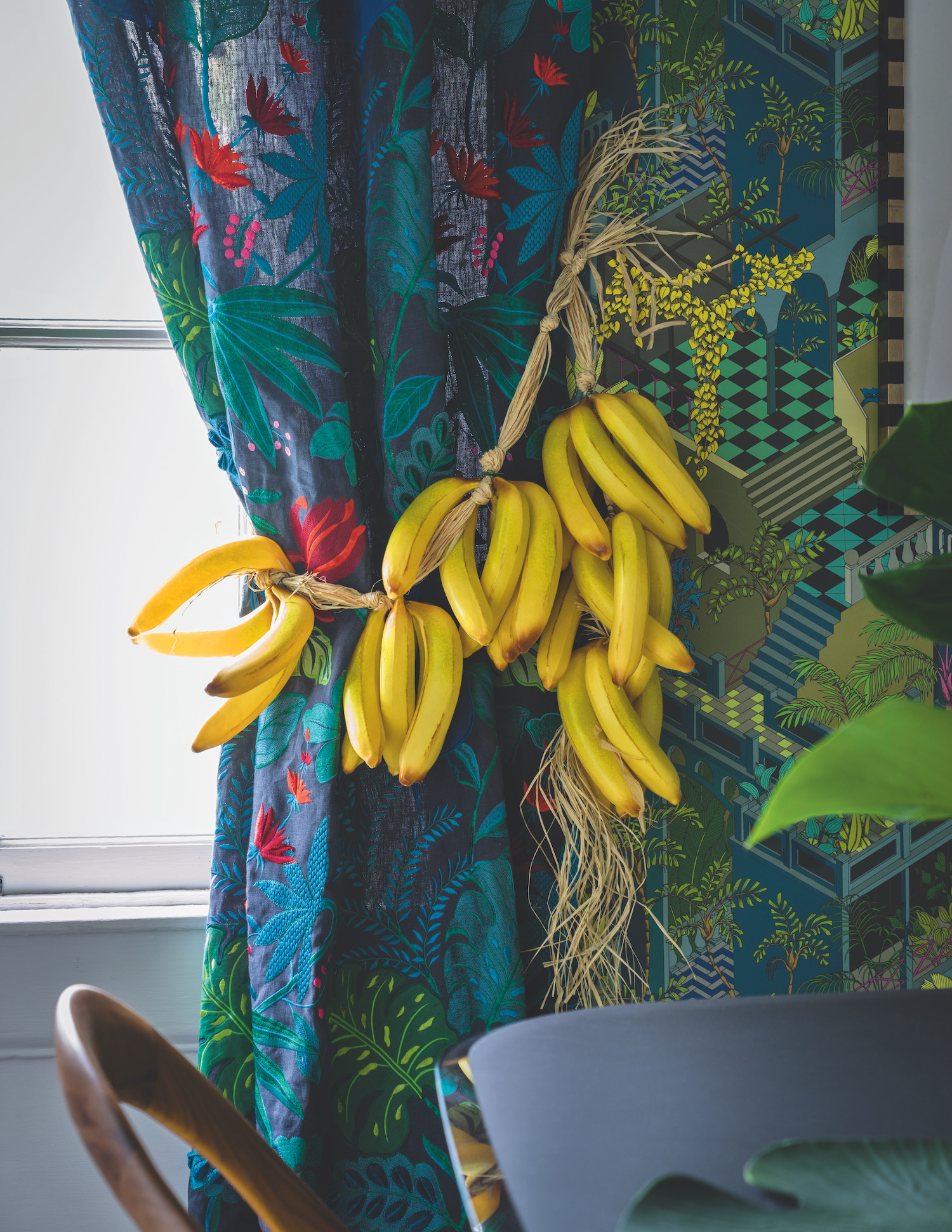 curtains with banana tie back string