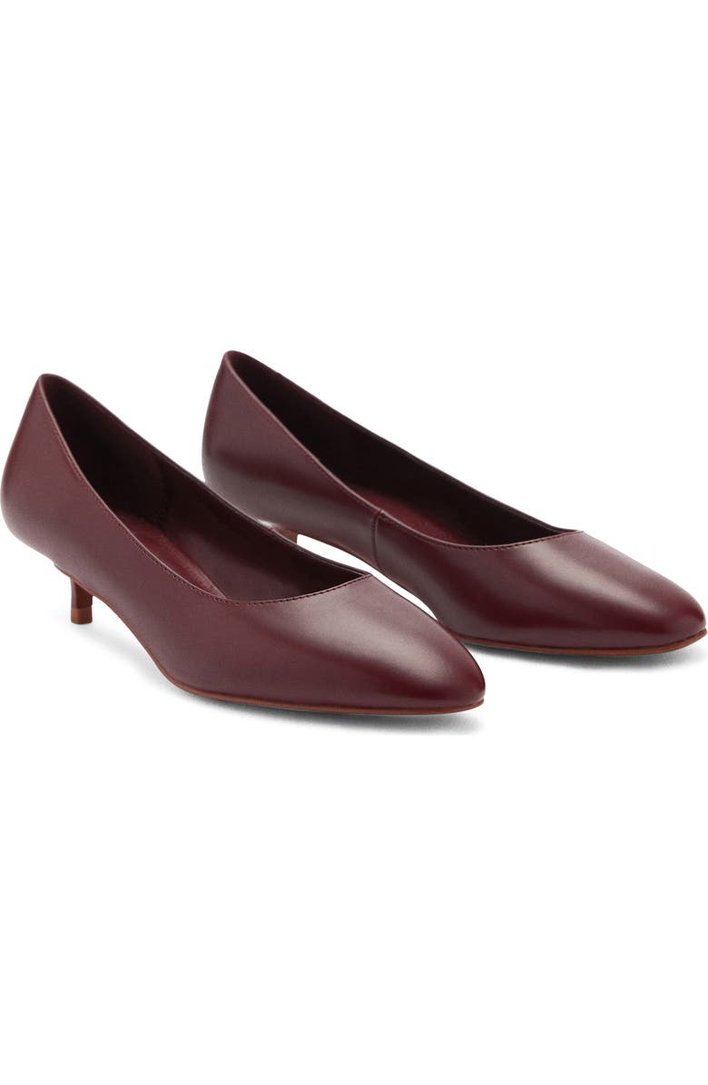 Kitten Heel Pump