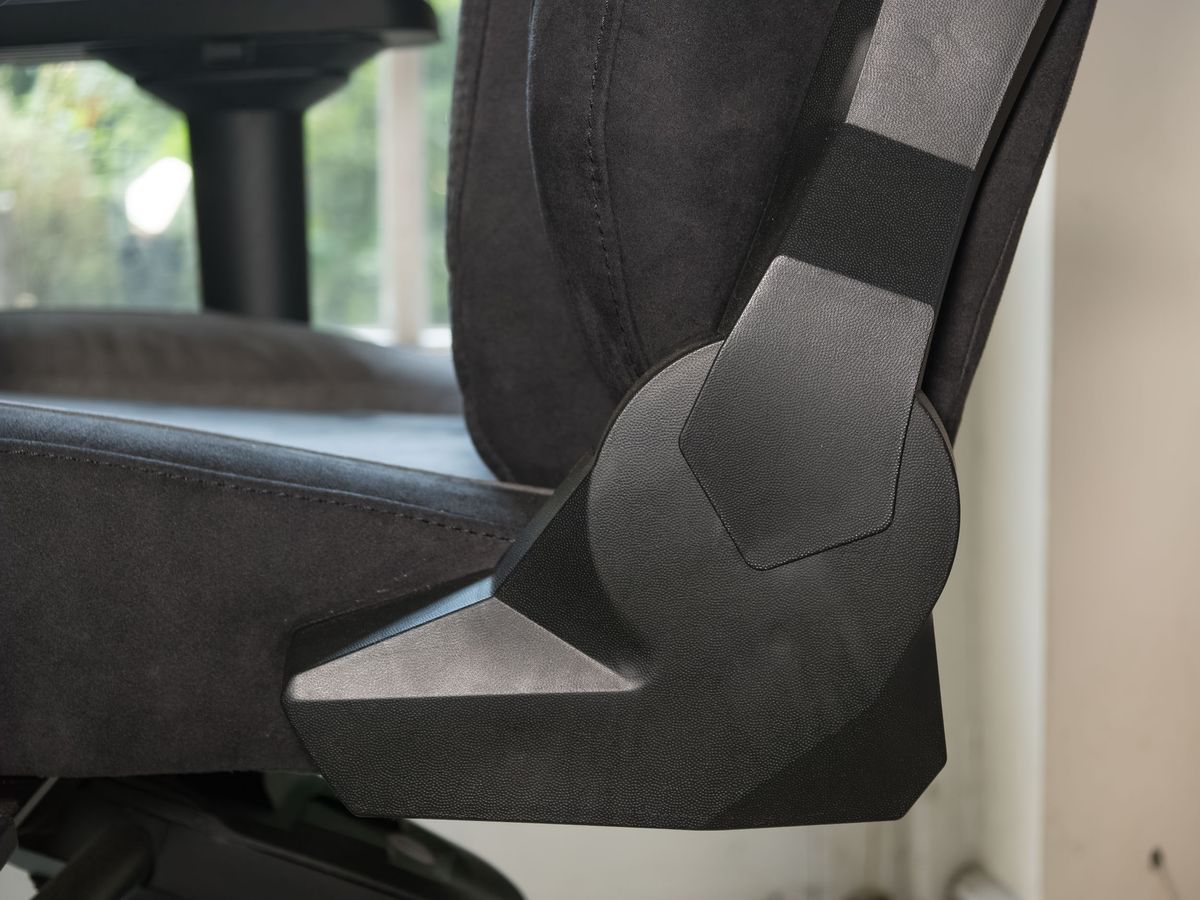 Closeup of the Arozzi Vernazza Supersoft gaming chair's plastic covering