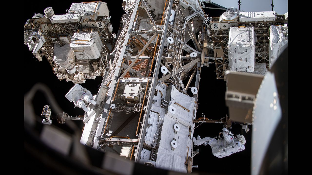 expedition 61 spacewalks gallery