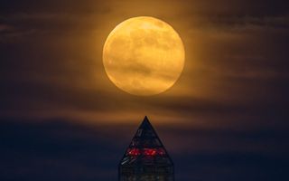 Supermoon Over Washington Monument space wallpaper