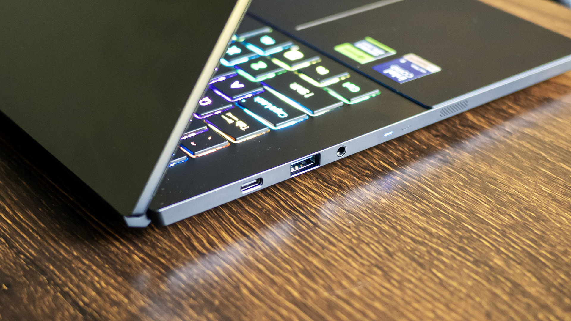 Acer Predator Triton 14 AI