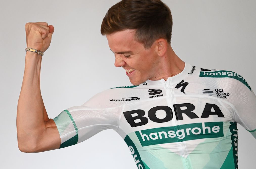 Gregor Muhlberger in the new kit