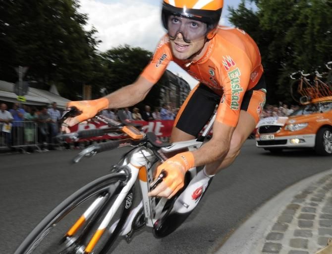 Samuel Sanchez Gonzalez (Euskaltel-Euskadi) in time trial mode