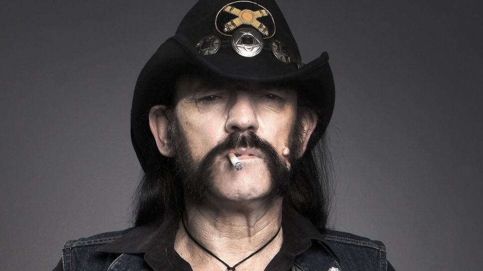 Motorhead Lemmy с ружьем