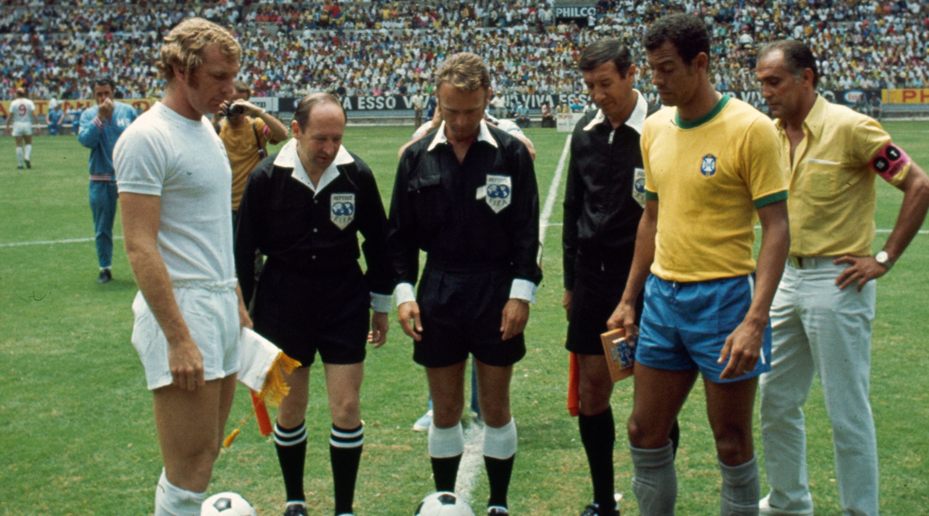 World Cup Group 3 match at Guadalajara, MexicoEngland 0 v Brazil 1The two captains, Bobby Moore of England and Carlos Alberto of Brazil, at the toss up before the kick offJune 1970 . (Photo by Mirrorpix via Getty Images)
