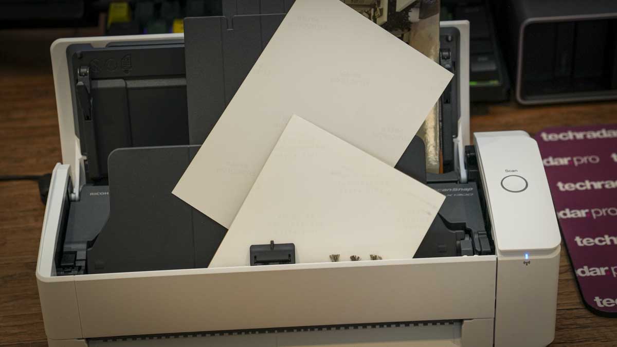 ScanSnap iX1300