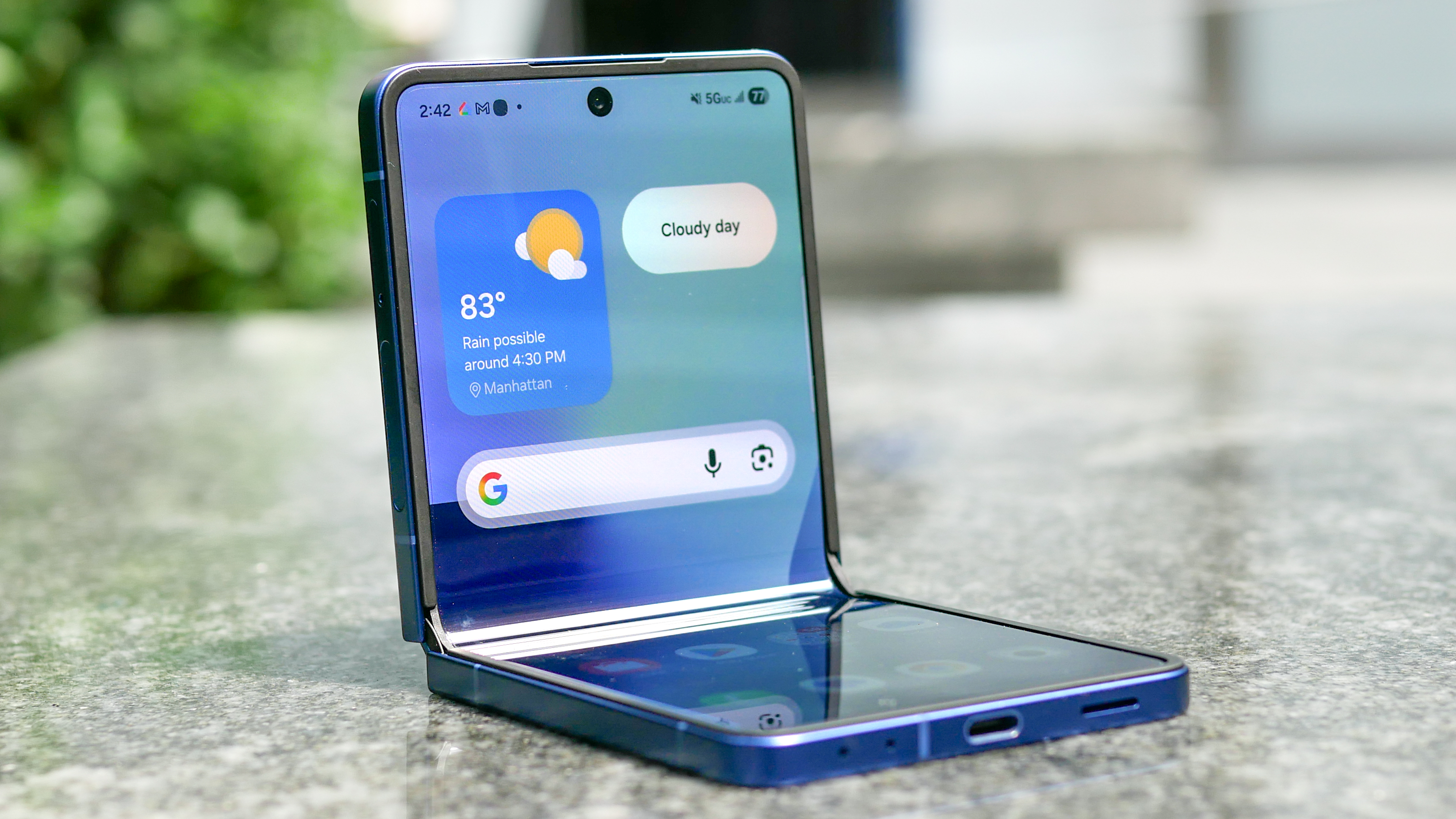 Samsung Galaxy Z Flip 7 review.