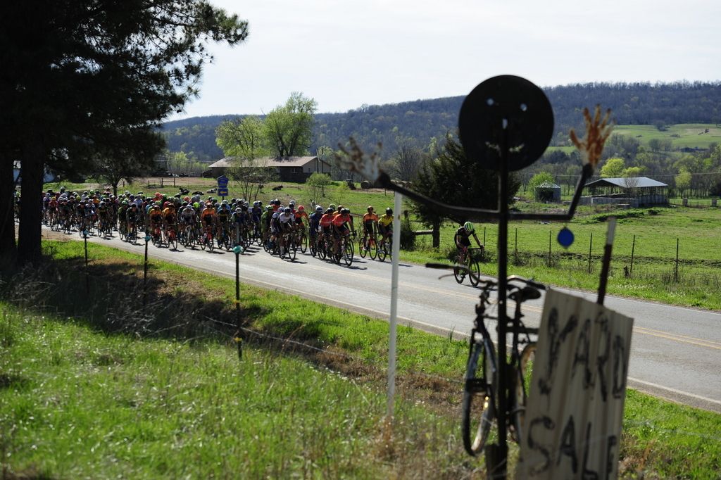The peloton rolls along