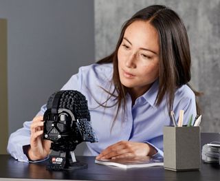 Lego Star Wars Darth Vader Helmet Collectible Building Toy