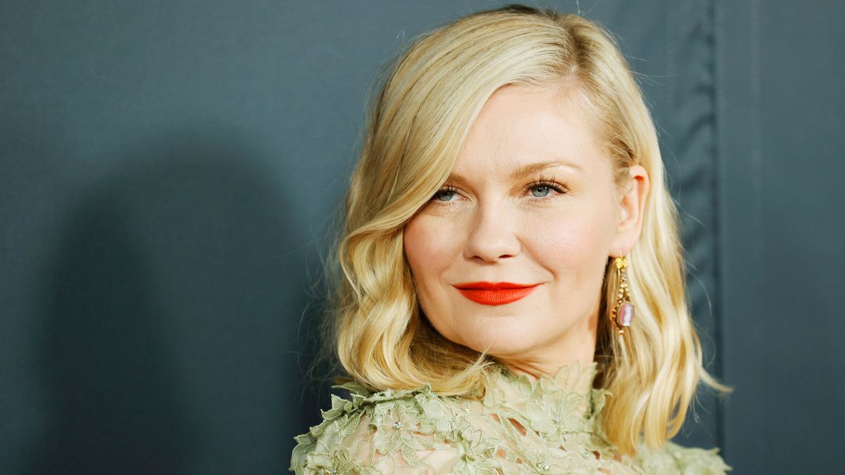Kirsten Dunst's pink farmhouse kitchen proves the color trend is here to stay 