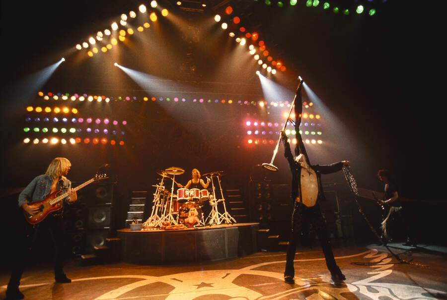 Aerosmith onstage at Hammersmith Odeon, 1989