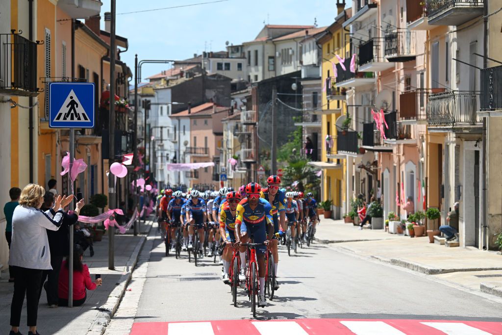FRANCAVILLA AL MARE ITALY MAY 15 Amanuel Ghebreigzabhier of Eritrea Daan Hoole of Netherlands and Team Lidl Trek with teammates lead the peloton during the 107th Giro dItalia 2024 Stage 11 a 207km stage from Foiano di val Fortore to Francavilla al mare UCIWT on May 15 2024 in Francavilla al mare Italy Photo by Dario BelingheriGetty Images