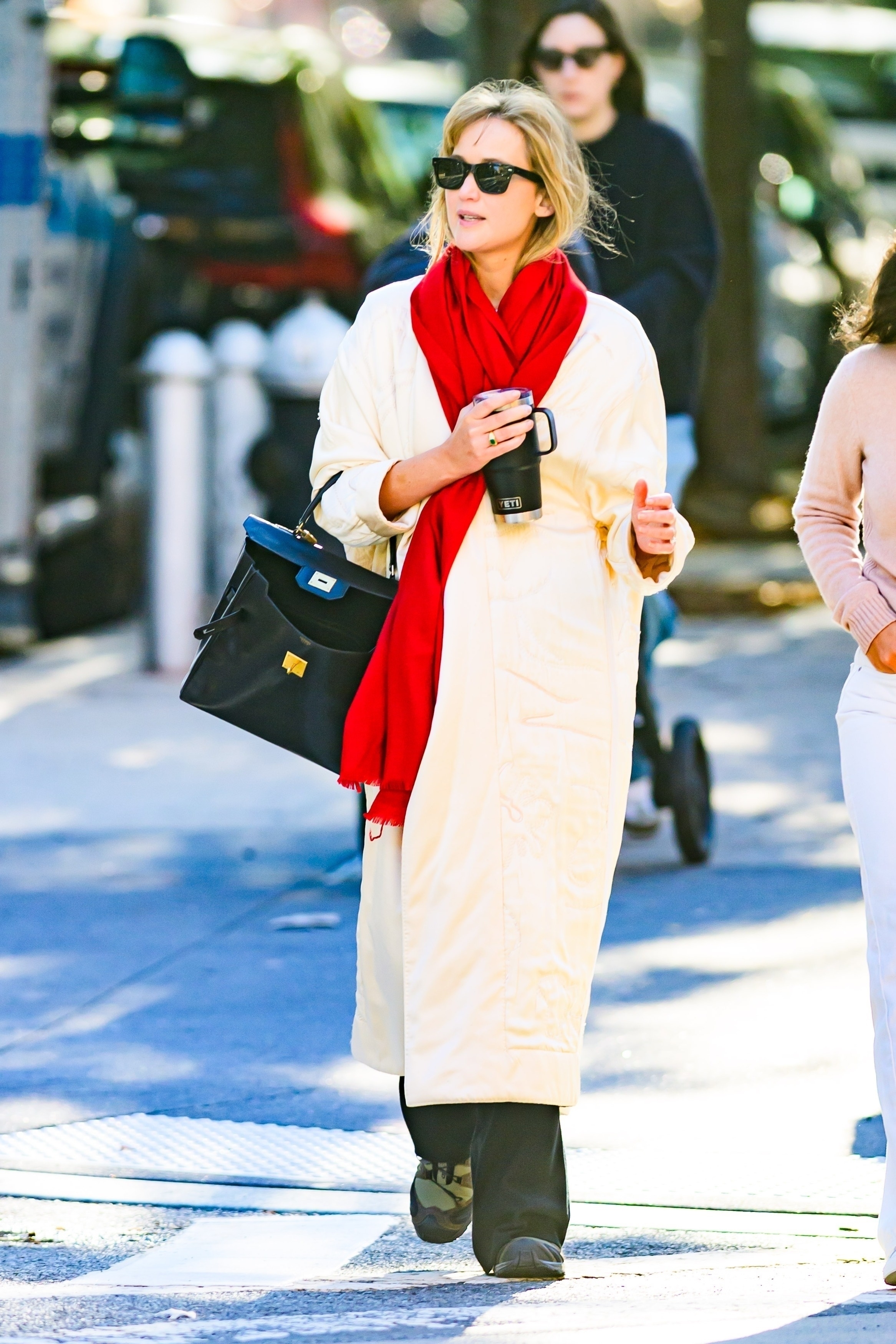Jennifer Lawrence wore a new Herm&amp;egrave;s Kelly bag with chunky Salomon hiking sneakers