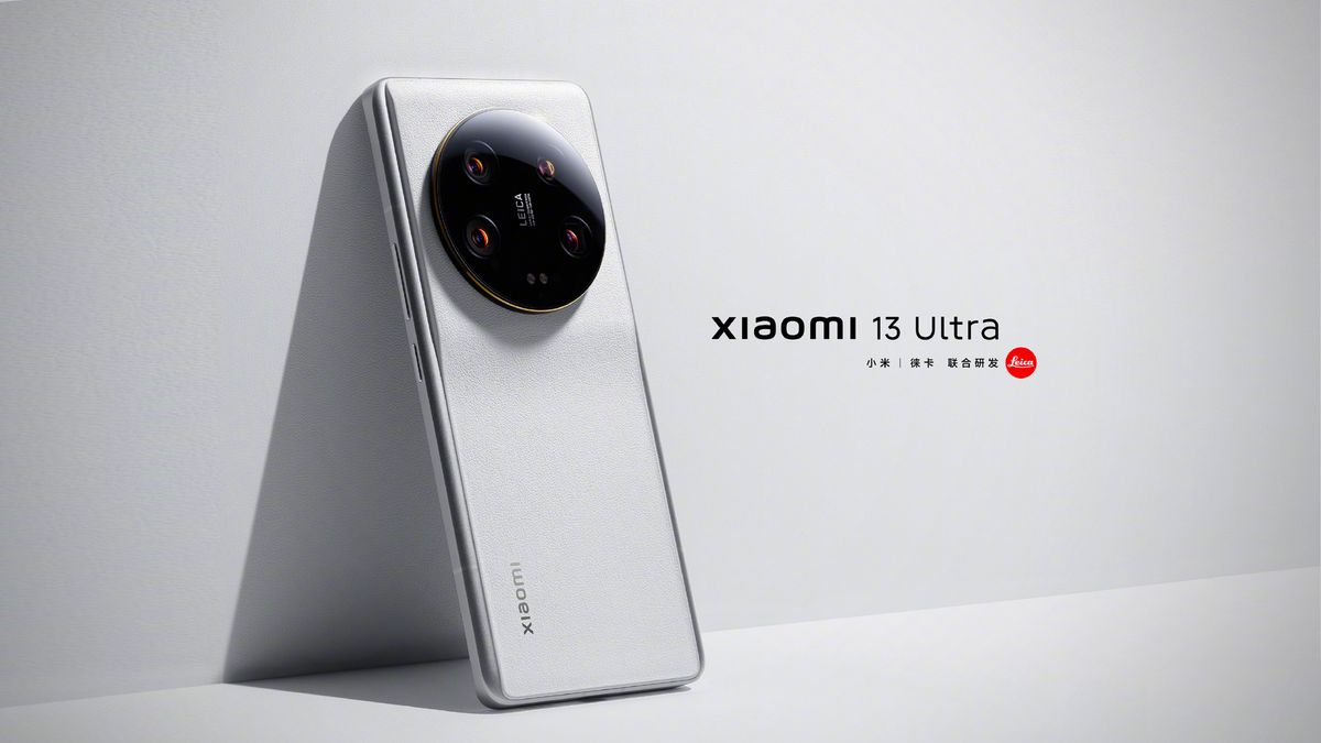 Xiaomi 12 Ultra with huge Leica quad-camera