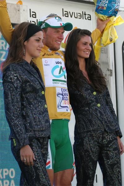 Thor Hushovd held onto yellow once again