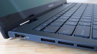USB port on Ports on Asus Zenbook 14x Flip left side