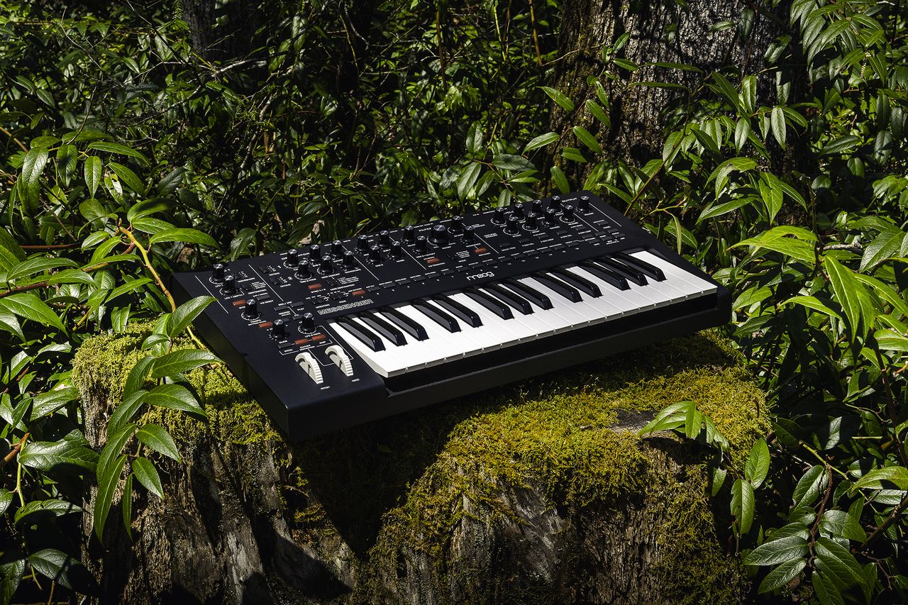 Moog Messenger