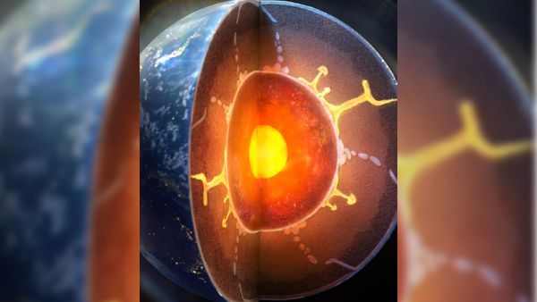 A diagram of Earth&#039;s interior with water leaking toward the core