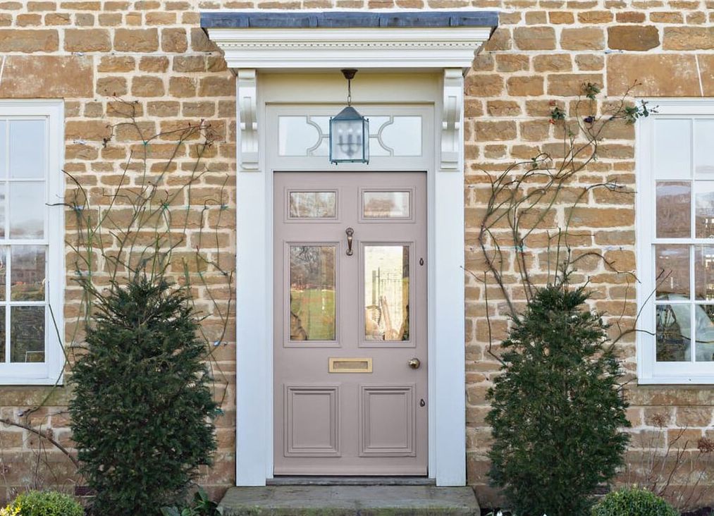Painting A Front Door A How To Guide Homebuilding IXUfXiDcPMwpGGeGirVw2V 1920 80