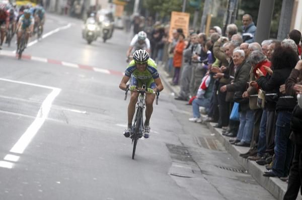 Vincenzo Nibali (Liquigas) goes for broke on the final kilometres.