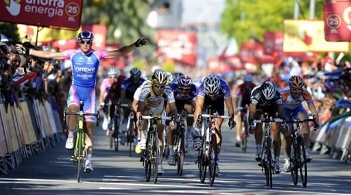 Petacchi gets the stage over Cavendish and JJ Haedo.