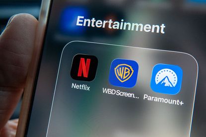 Streaming wars Netflix, WB, Paramount
