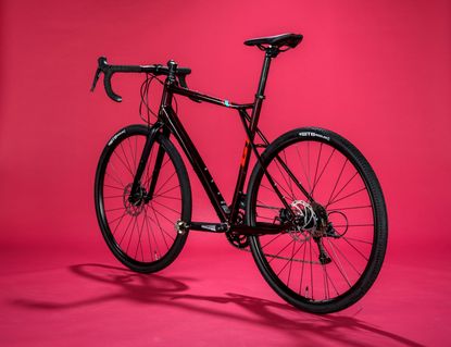 gt grade elite bike