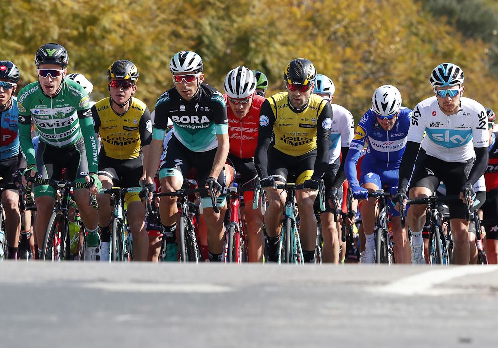 The Ruta del Sol peloton