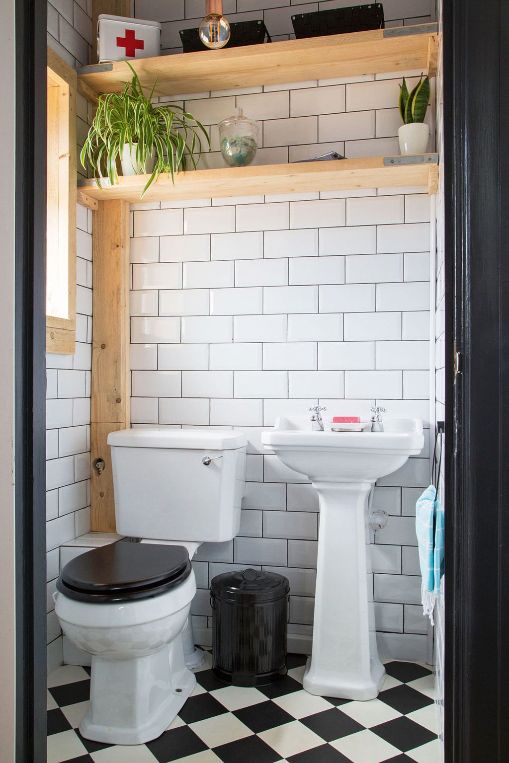 how-to-make-downstairs-toilet-look-bigger