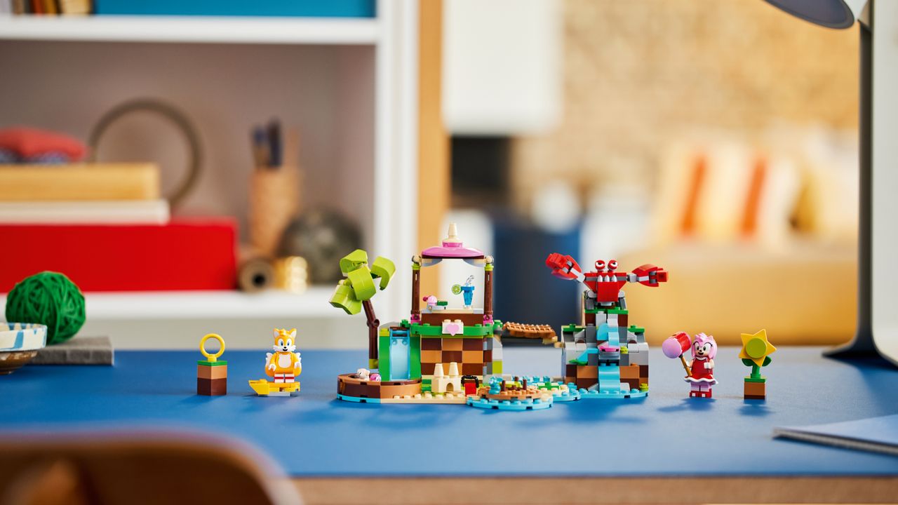 Amy&rsquo;s Animal Rescue Island set and box