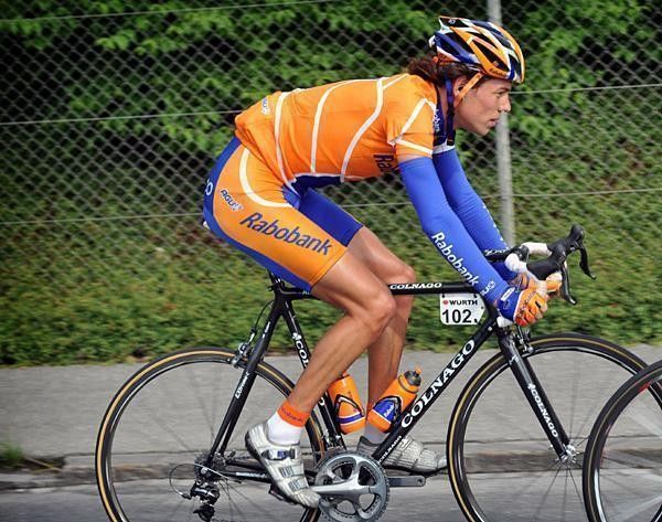Dutchman Thomas Dekker (Rabobank) keeps close to the wheels.