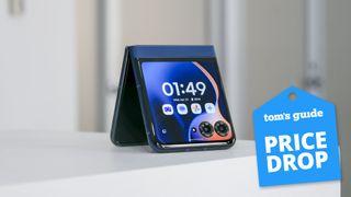 Motorola Razr 2025 with price drop badge nearby.