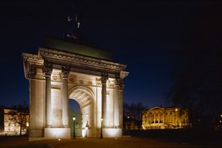 wellington arch