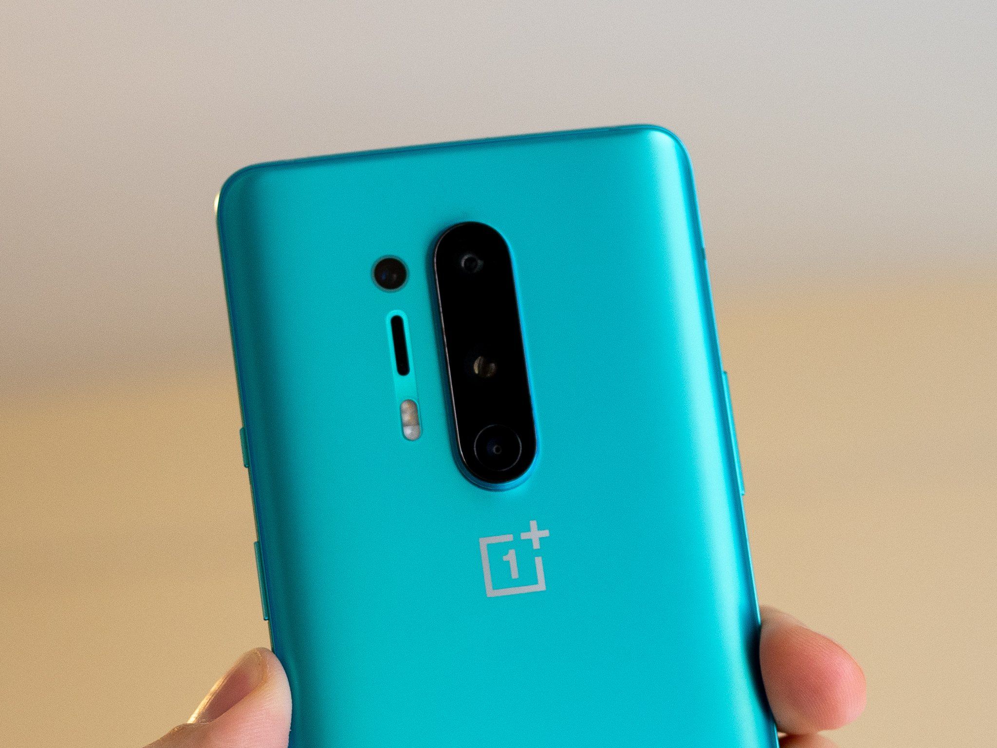 OnePlus 8 Pro フォトクロミック 赤外線フィルター 悪用厳禁】OnePlus 8 Proの隠し機能、赤外線撮影で透かし撮影が可能に
