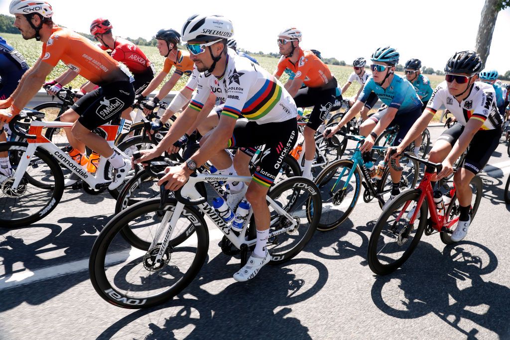 Julian Alaphilippe in the Tour de l'Ain peloton
