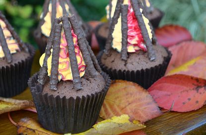 Bonfire cupcakes
